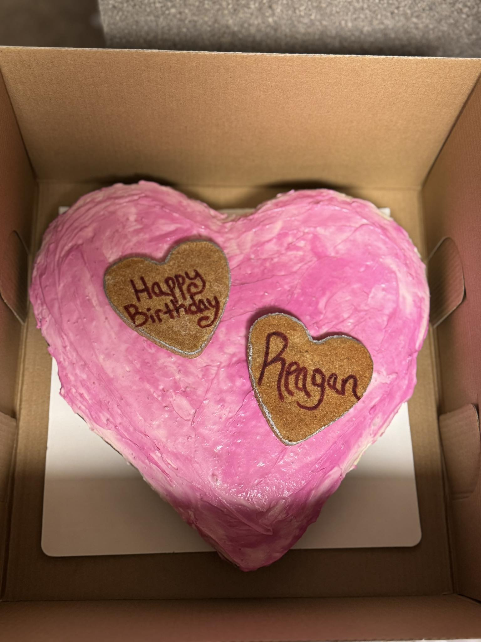 💗 Love Your Pup Heart Cake (Includes 2 Heart Cookie Toppers)